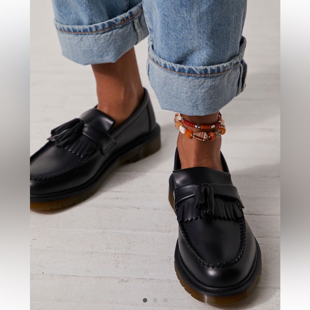 Dr Matens black Adrian tassel loafer US 8 WU 39